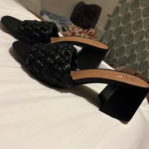 NWOT Black woven mules